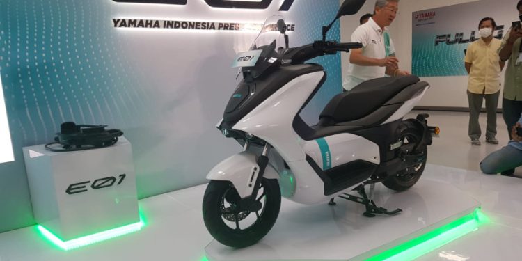 Mencuci Motor Listrik dengan Baterai Lithium Ion Secara Tepat