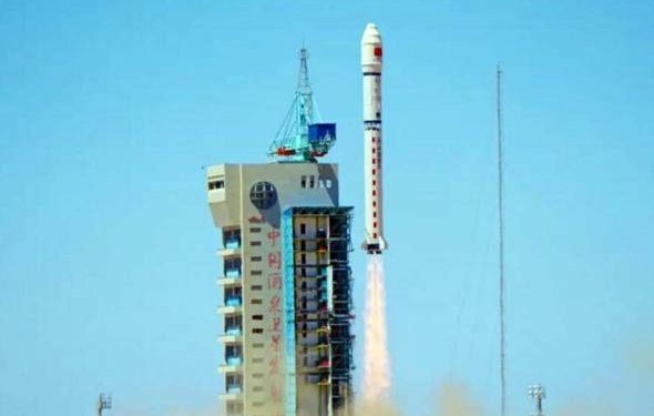 China Siap Kembangkan Superkomputer di Luar Angkasa, AS Kembali Tertinggal