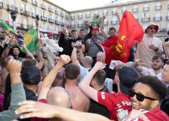 Ketegangan di Bilbao saat Suporter Inggris Datang
