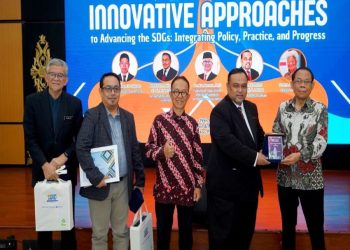 Perkuat Kolaborasi Global Melalui Seminar Internasional di FISIP Unpas