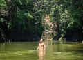 Nicholas Saputra Pertama Kali Posting Foto Topless Basah-Basahan, Netizen Terkejut!