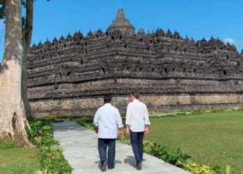 Macron Apresiasi Candi Borobudur Sebagai Harta Karun Kemanusiaan