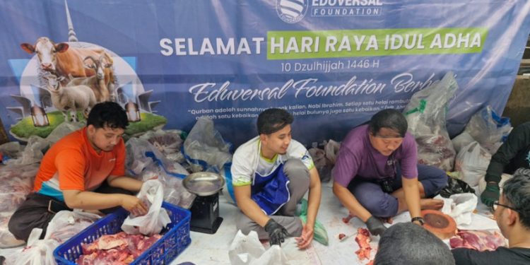 25 Penerima Beasiswa Ikut Donasi Hewan Kurban Iduladha 2025