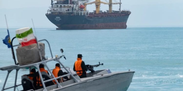 Iran dan Penutupan Selat Hormuz Tiga Dampak Buruk bagi Dunia