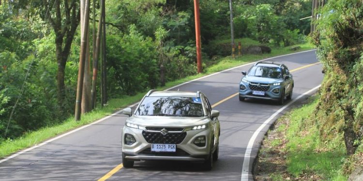 Strategi Suzuki Fronx Membongkar Dominasi Raize, Rocky, dan WR-V di Pasar Mobil