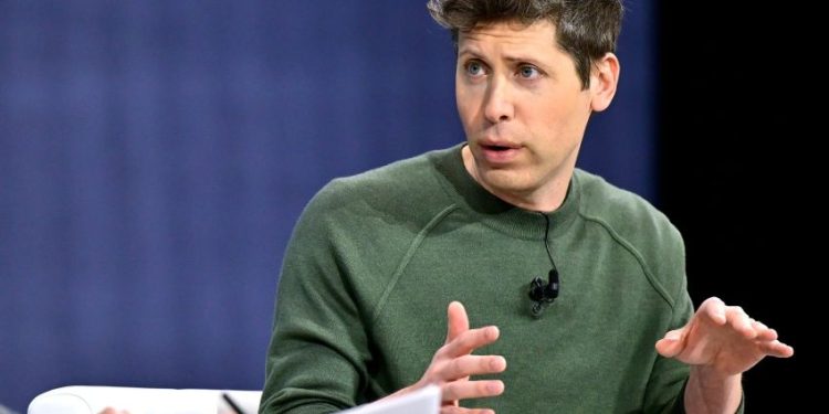 Startup Bola Mata Sam Altman Targetkan Warga Inggris Setelah Ditolak di Indonesia
