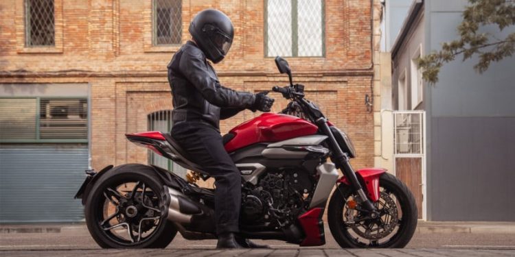 Ducati XDiavel V4 Resmi Hadir, Aura Motor Sport Kental Terasa