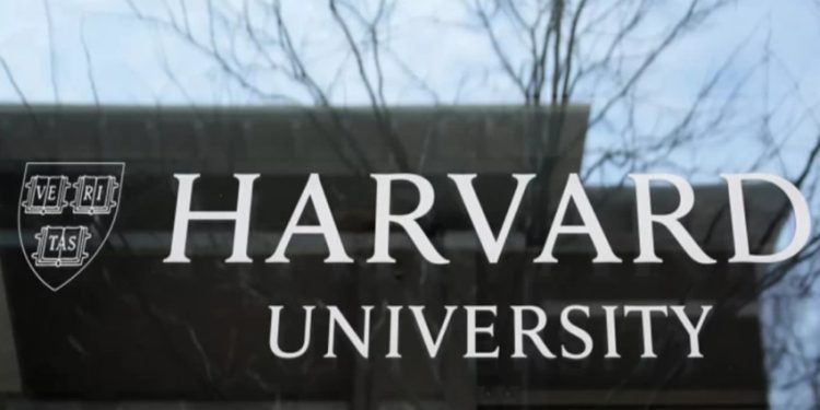 Kebijakan Imigrasi AS Mengancam Mahasiswa Indonesia di Harvard, LPDP Tindak Cepat