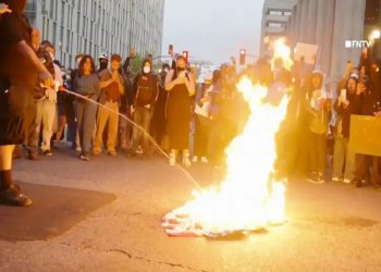 Kerusuhan Los Angeles, Trump Sebut Demonstran Binatang Karena Membakar Bendera AS