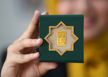Kilau Emas Meredup, Hari Ini Turun Rp9 Ribu Jadi Rp1.929.000 per Gram
