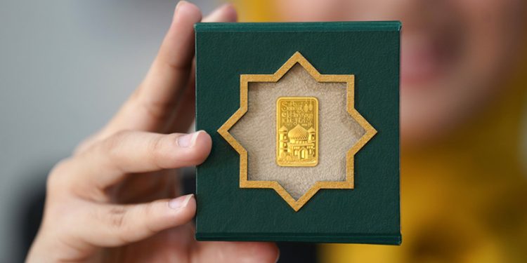 Kilau Emas Meredup, Hari Ini Turun Rp9 Ribu Jadi Rp1.929.000 per Gram
