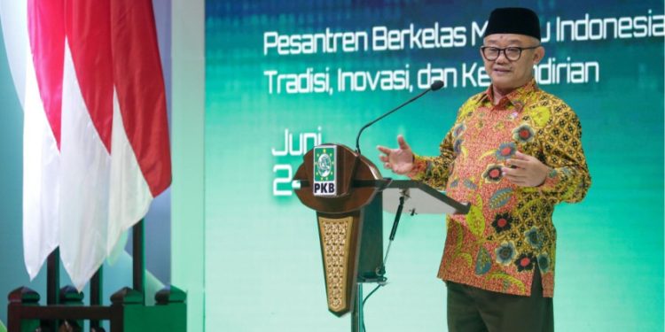 Pesantren di Mata Mendikdasmen Abdul Mu’ti Sebagai Jembatan Konvergensi Global