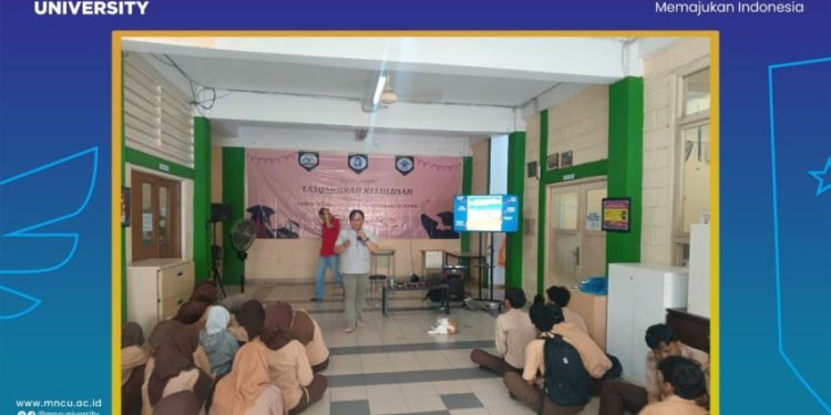 Latihan Jurnalistik Berkualitas untuk Siswa SMA Maleo oleh MNC University dan Universitas Ary Ginanjar