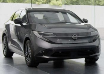 Nissan Leaf 2026 Kapasitas Jarak Tempuh 500 Km dengan Desain Menarik