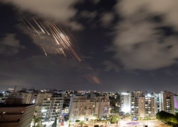 Pemandangan Malam Israel dan Kecanggihan Rudal Iran yang Tak Terbantahkan
