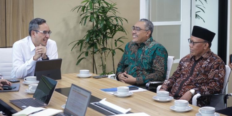 Pendaftar Dosen dan Mahasiswa Meningkat, USG Apresiasi Dukungan Kemendikbud dan Inovasi Teknologi