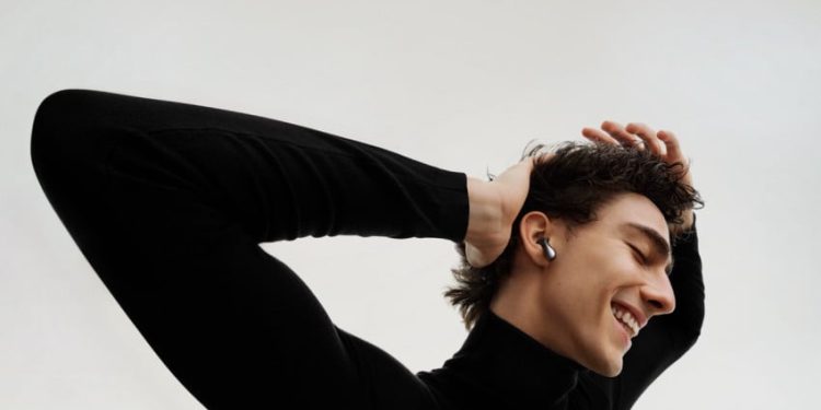 Teknologi AI dan Dual Driver Earbuds yang Membunuh Kebisingan