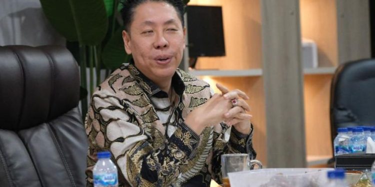 Bertentangan dengan Frasa Lima Tahunan