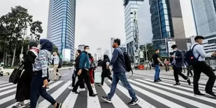 Pemerintah Umumkan 5 Paket Insentif Ekonomi Termasuk Subsidi Upah dan Diskon Tol