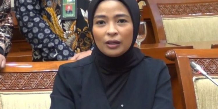 Tantri KOTAK Berbicara Tentang Ketakutan Penyanyi Indonesia Usai Gugatan Hak Cipta Agnez Mo