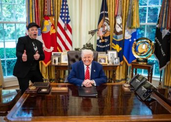 Trump dan Elon Musk Bertikai, Pegawai Khawatir dipecat DOGE