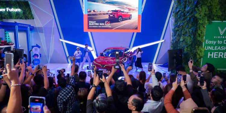 VF 6 Setir Kanan Pertama Kali di Dunia Siap Guncang Pasar Otomotif Jatim