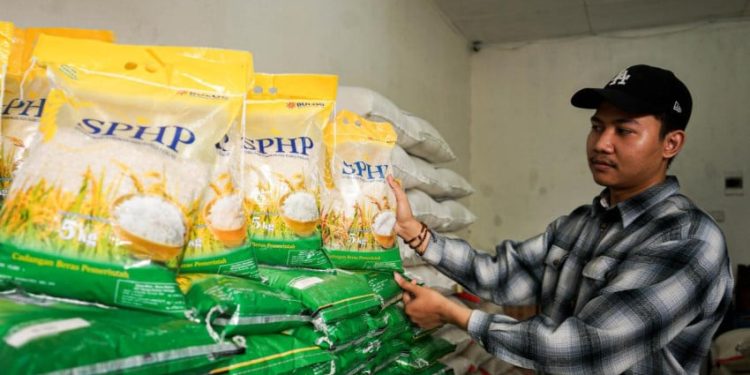 1,3 Juta Ton Beras SPHP Resmi Disalurkan dan Harganya di Setiap Wilayah