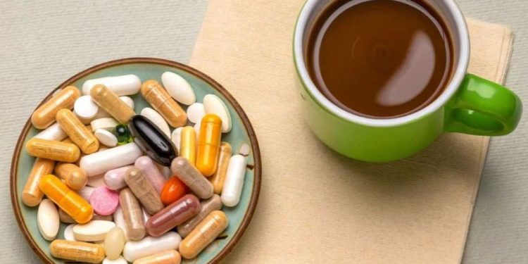 7 Jenis Obat yang Dilarang Dikonsumsi Bersamaan dengan Kopi dan Teh