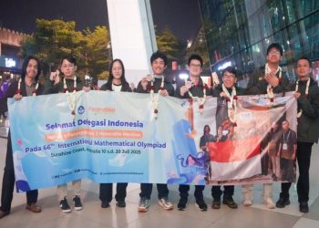 Enam Siswa Indonesia Menjuarai Olimpiade Matematika Bergengsi Dunia