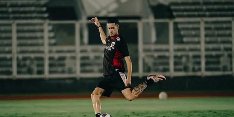 Justin Hubner Ikuti Jejak Rafael Struick?