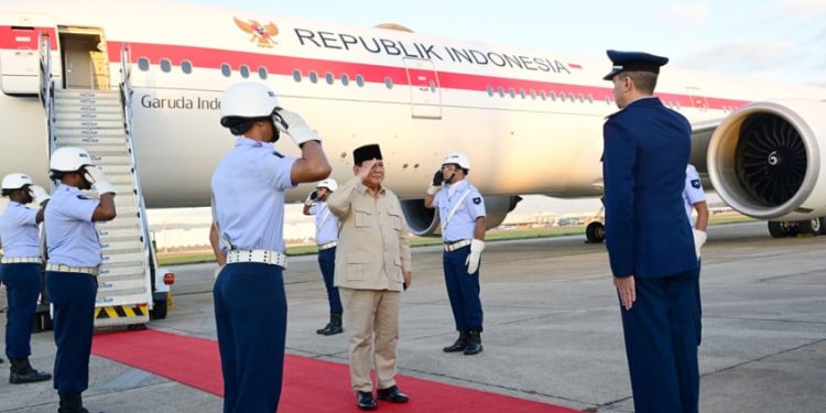 Presiden Prabowo Tiba di Rio de Janeiro Brasil Disambut Upacara Militer