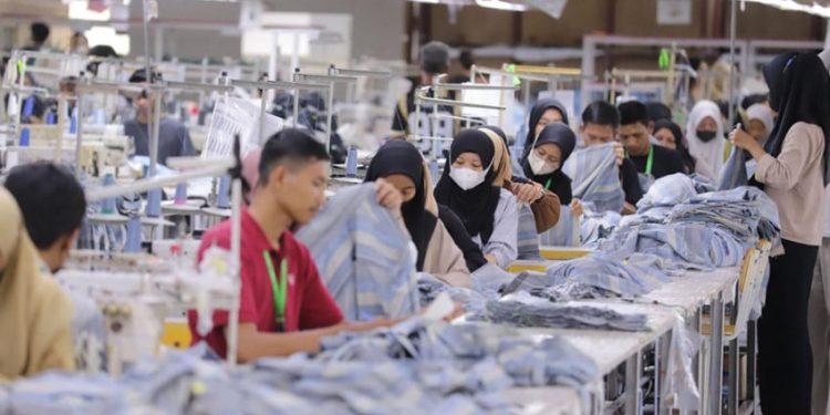 Indonesia Kena Tarif 32 Persen, Industri Padat Karya Paling Terpukul