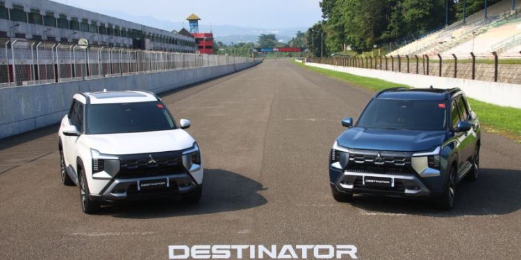 Mitsubishi Destinator Tidak Dilengkapi Pengisi Daya Nirkabel, Simak Alasannya