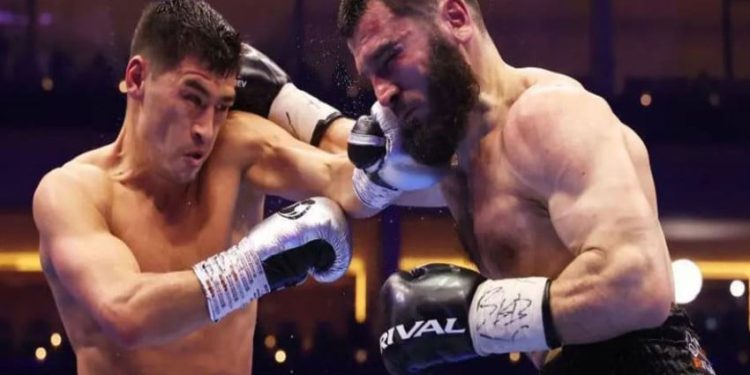 Trilogi Pertarungan Artur Beterbiev vs Dmitry Bivol di Rusia