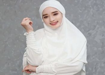 Inara Rusli Menjadi Duta Rumah Sakit Ibu dan Anak di Gaza