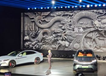 7.000 Mobil Kapal Zhengzhou Bersandar di Tanjung Priok