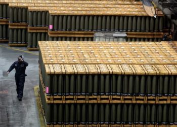 India Tangguhkan Pembelian Senjata dari AS Akibat Kenaikan Tarif