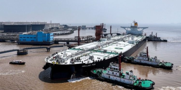India Tetap Impor Minyak dari Rusia Meski Ada Ancaman dari Trump