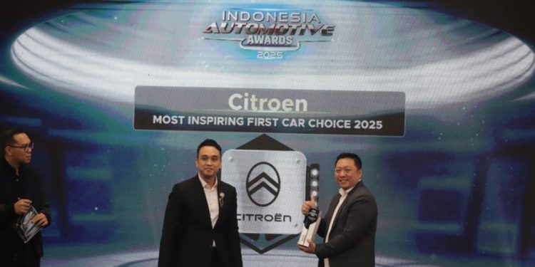 Mobil Nyaman Suspensi Citroen Menang sebagai Pilihan Mobil Pertama Paling Menginspirasi di IAA 2025