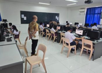 Sekolah di Jakarta Pecahkan Rekor MURI Asesmen Bahasa Inggris Online