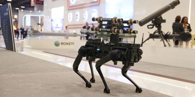 Robot Anjing Turki dengan Peluncur Rudal Mengubah Strategi di Medan Perang