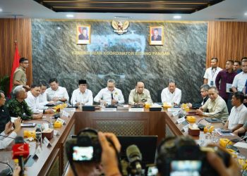 Rapat Satgas Pembentukan Koperasi Desa Merah Putih Bersama Gubernur di Bali