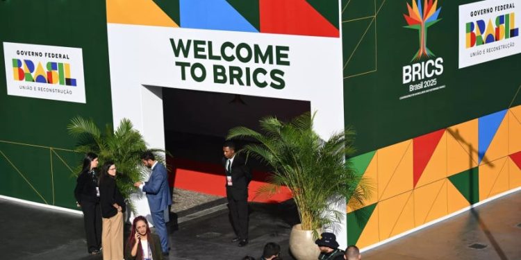 Laos Berkeinginan Menjadi Anggota BRICS, Inilah Alasannya