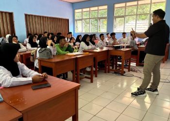 Roadshow Edukasi Jurnalistik di SMAN 1 Caringin Berakhir dengan MNC Tourism dan MNC Peduli
