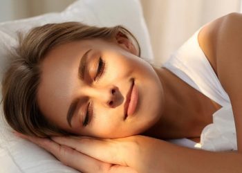 Alasan Perempuan Memerlukan Waktu Tidur Lebih Lama Dibandingkan Pria