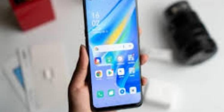 Kapan Waktu Tepat untuk Ganti Smartphone Agar Tidak Ketinggalan Informasi?