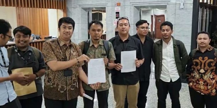 Koalisi Masyarakat Sipil Ajukan Uji Materi Undang-Undang TNI ke Mahkamah Konstitusi