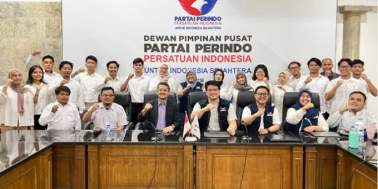 Merosotnya Keterlibatan Politik Generasi Muda, Program Pengembangan Politik Bawa Harapan Baru