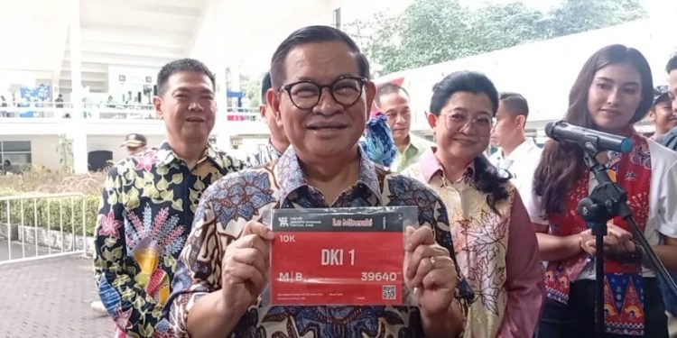 Pramono Anung Berpartisipasi dalam Lari 10 Km di Jakarta Running Festival 2025