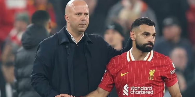 Arne Slot Diisukan Ditendang Liverpool?